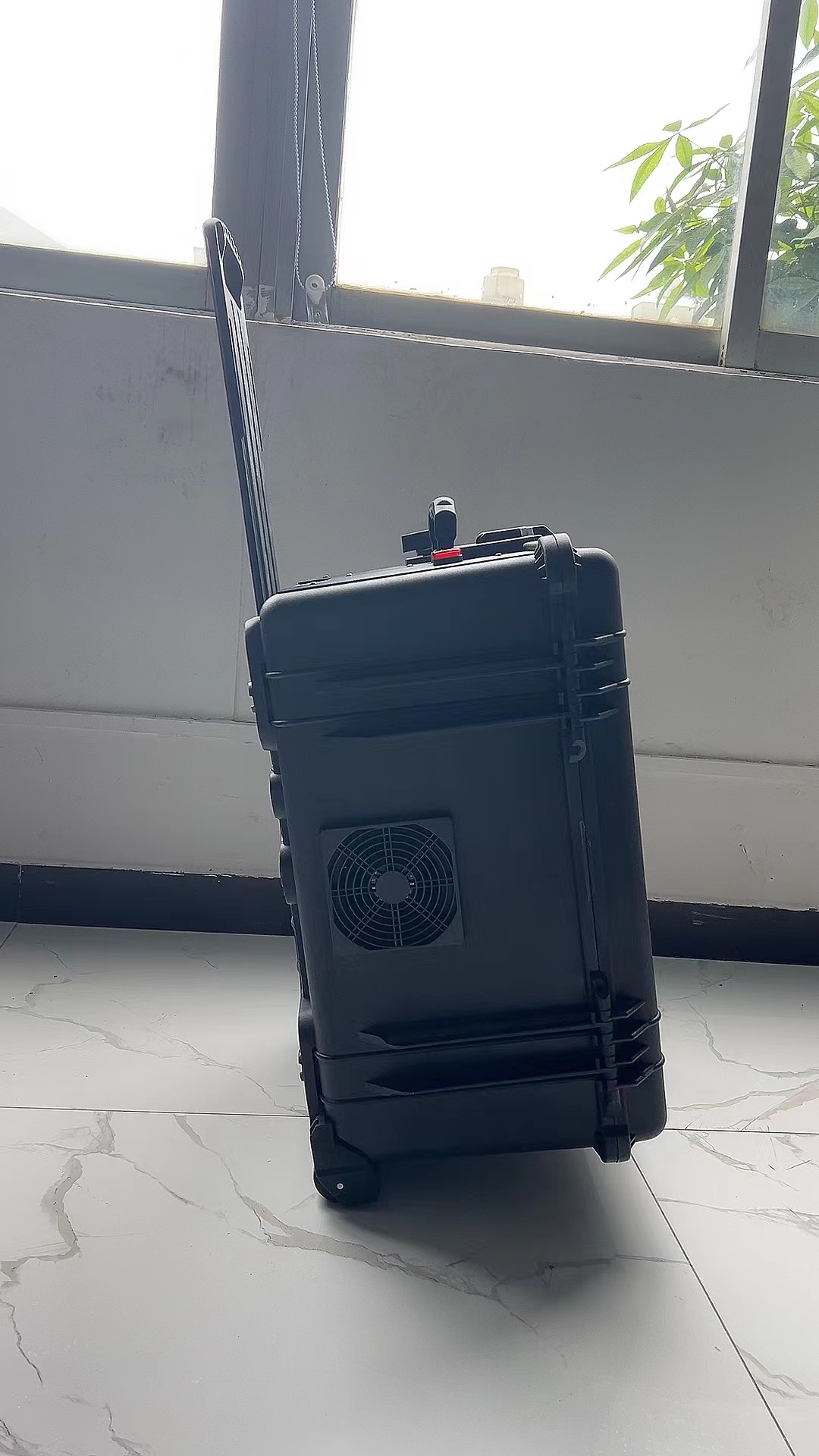 上虞手拉箱型移动通信干扰器